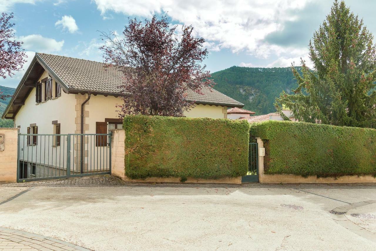 Vivienda Rural Casa Javier Lacunza Aoiz Eksteriør billede